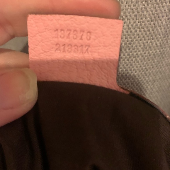 Authentic Pink Leather Gucci Handbag with Bamboo handle and zipper tassel - Picture 5 of 9